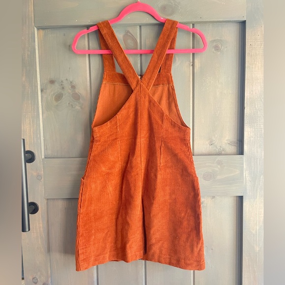 Altar’d State corduroy jumper 
size XS
Front pockets - Picture 3 of 5